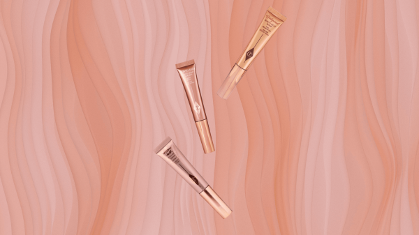 The Charlotte Tilbury Beauty Light Wand Gives the Prettiest, Glowiest Flush—Review